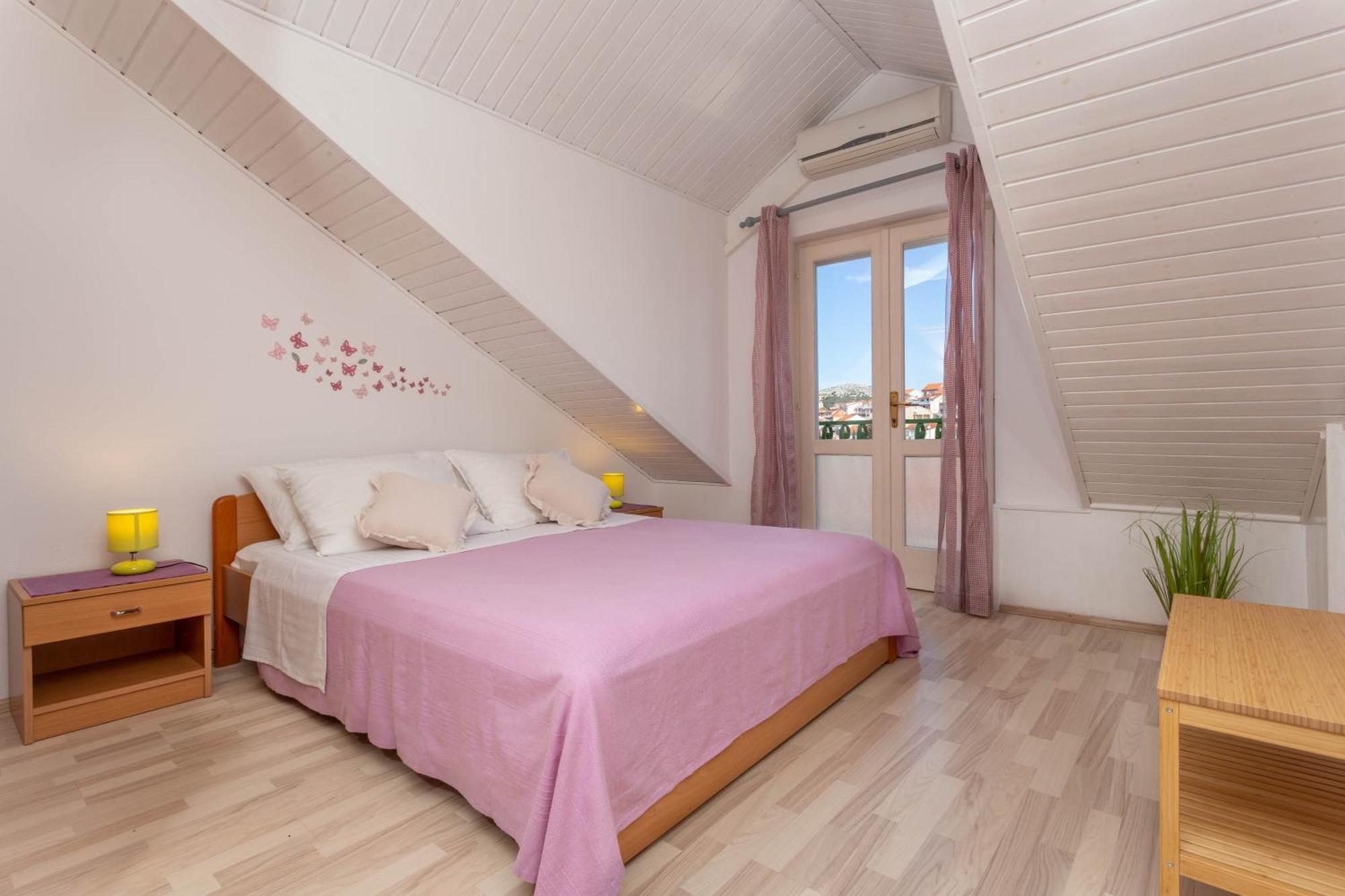 Apartments Marija Bibic Hvar Town Buitenkant foto